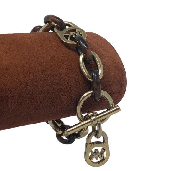 Michael Kors Gold Chunky Resin Fulton Heritage Padlock women's Bracelet - Picture 2 of 5